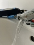 Wasserproben und Analyse
